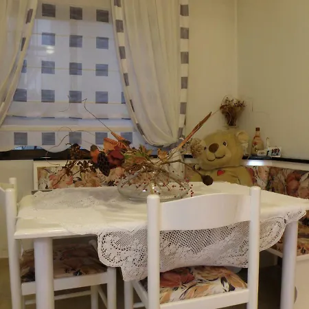 Apartment Deluxe App 5 Minutes From Meteora Diava