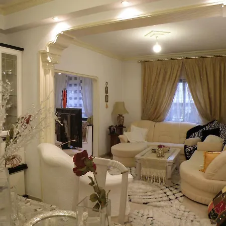 Deluxe App 5 Minutes From Meteora Apartment