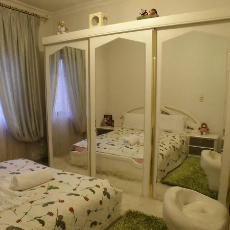 Apartment Deluxe App 5 Minutes From Meteora Diava